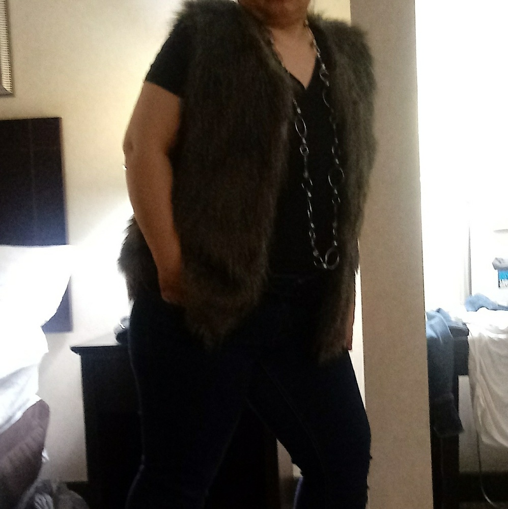 Fur vest